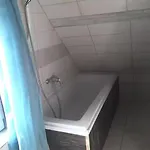 Maison Calme Et Toute Equipee Avec Jardin
