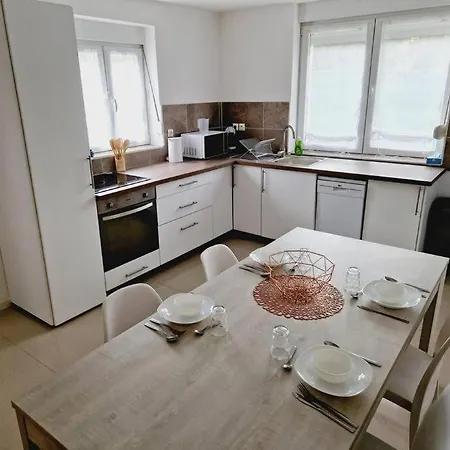 Maison Calme Et Toute Equipee Avec Jardin * Maing