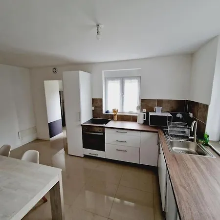 Maison Calme Et Toute Equipee Avec Jardin