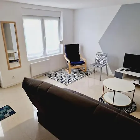 Holiday home Maison Calme Et Toute Equipee Avec Jardin